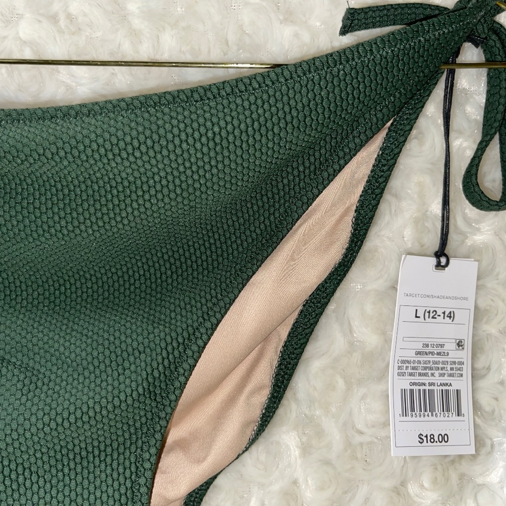 Bikini Green Shade and shore